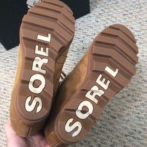 sorel tan wedge boots